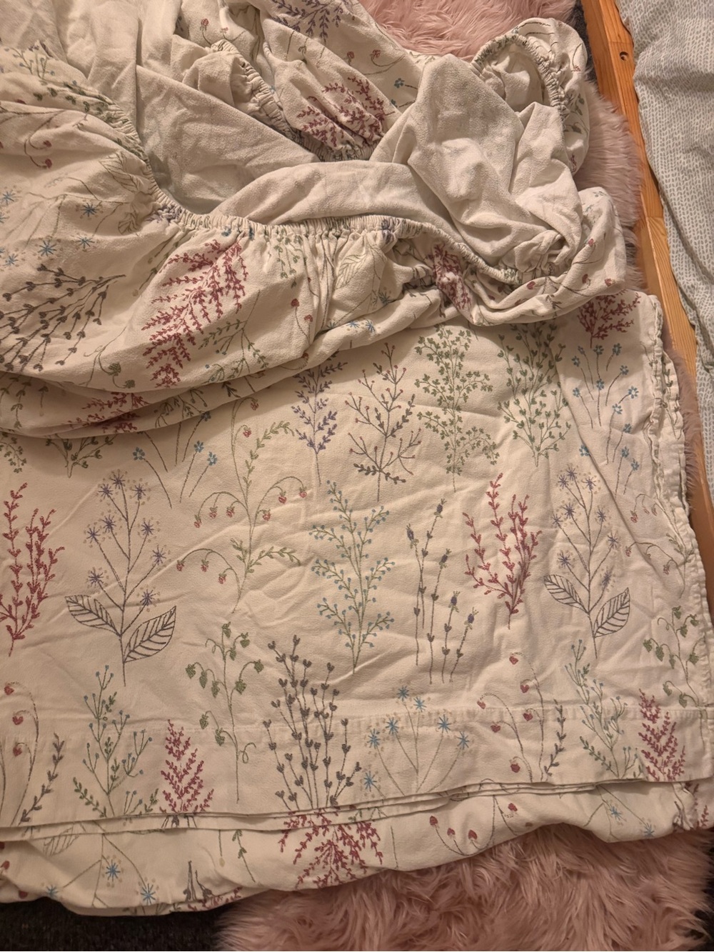 L.L. Bean flannel Botanical Floral Percale Sheet Collection queen - Picture 5 of 14